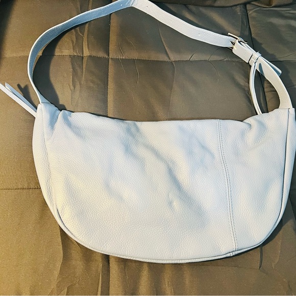 Genuine Leather Sling Bag (made in Italy) - Picture 3 of 8